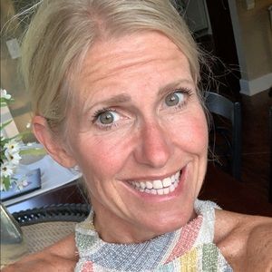 Meet your Posher, Angie